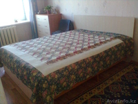 Продам кровать двухспальную,новую, цвет светлый, ширина 1,60 см, не дерево,торг  - Изображение #1, Объявление #908026