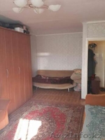 Срочно продам квартиру полуторку в м-не Васильковский,кирпичный дом - Изображение #3, Объявление #1432713