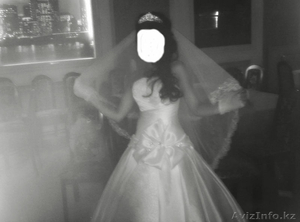 продам шикарное сногсшибательное свадебное платье - Изображение #2, Объявление #738549