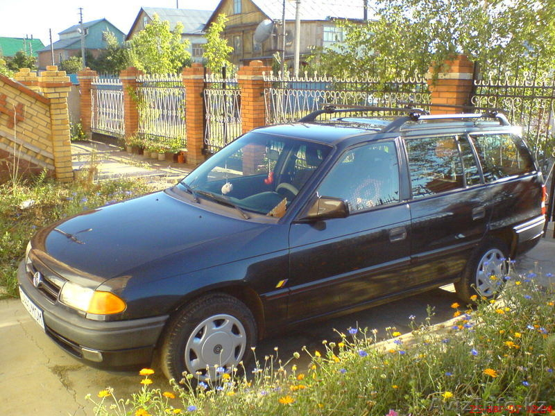 Машина Опель Астра - Изображение #1, Объявление #183468