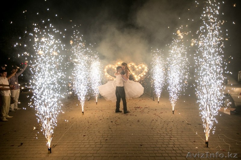 Cross Fire - cветовое шоу, огненное шоу, звездная пыль, живые статуи - Изображение #8, Объявление #1506211